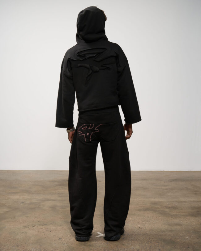 COZY_H01 BLACK